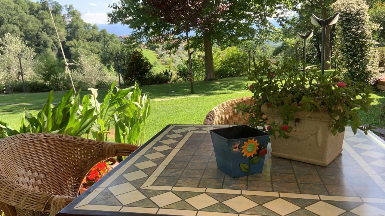 Bed and Breakfast Il Girasole Basciano Екстер'єр фото