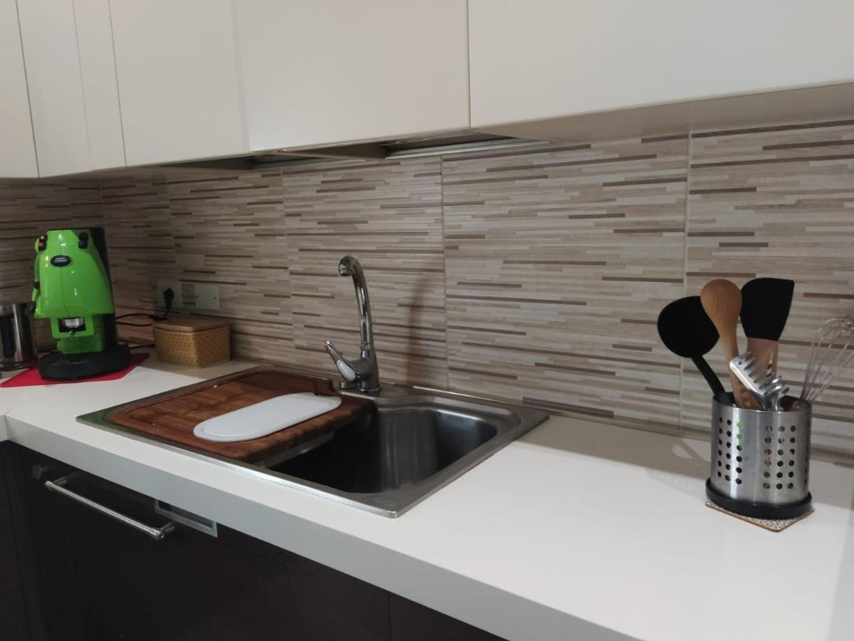 Bed and Breakfast Il Girasole Basciano Екстер'єр фото